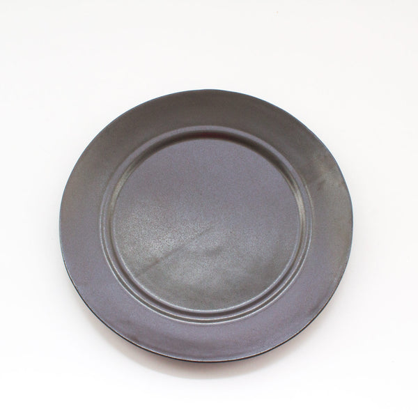 Eric Bonnin Black Kam Dinner Plates Rental