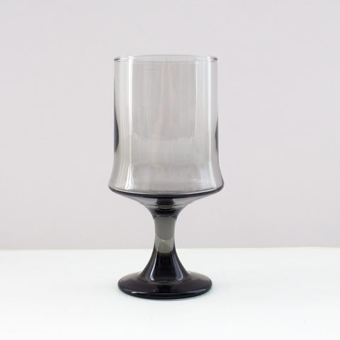 Impromptu Gray Wine Goblet